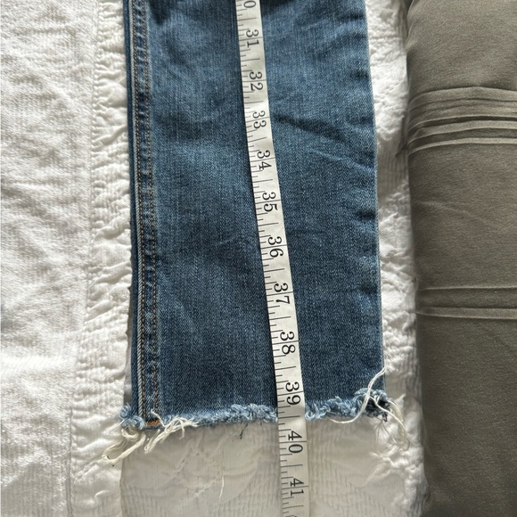 Used Rag and Bone high rise jeans. - Picture 7 of 8